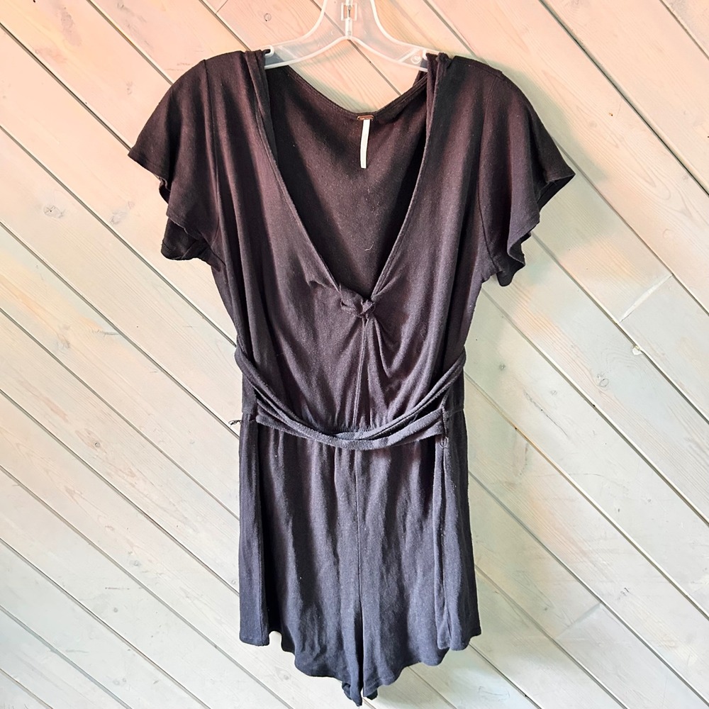 Free People Black Linen Blend V-Neck Knot Front Flutter Sleeve Romper Small